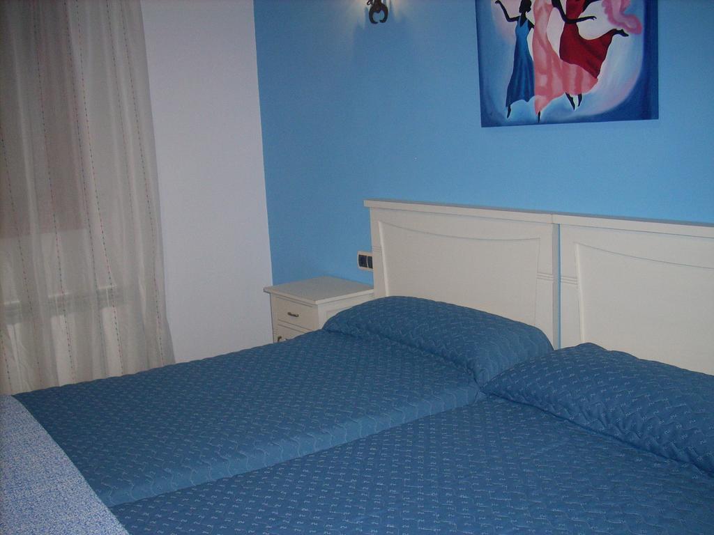 Apartamentos Turisticos El Refugio Mora de Rubielos Bilik gambar