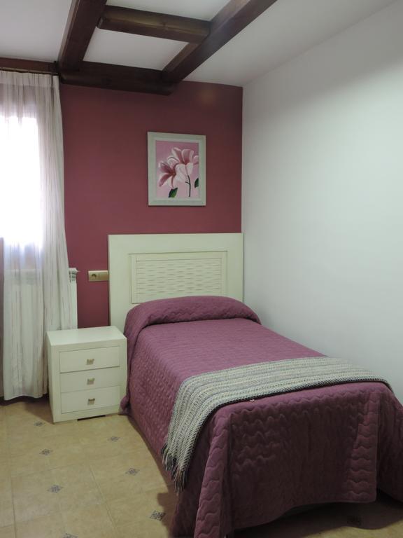 Apartamentos Turisticos El Refugio Mora de Rubielos Bilik gambar