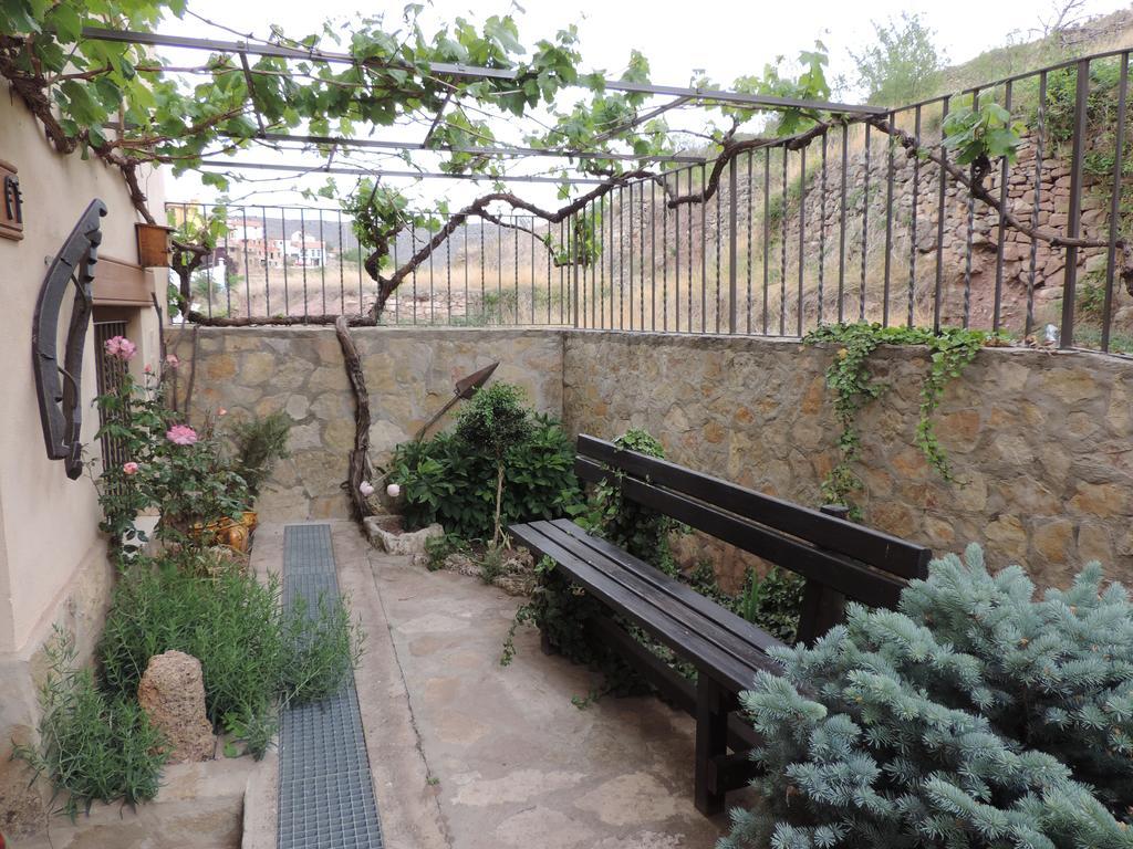 Apartamentos Turisticos El Refugio Mora de Rubielos Luaran gambar